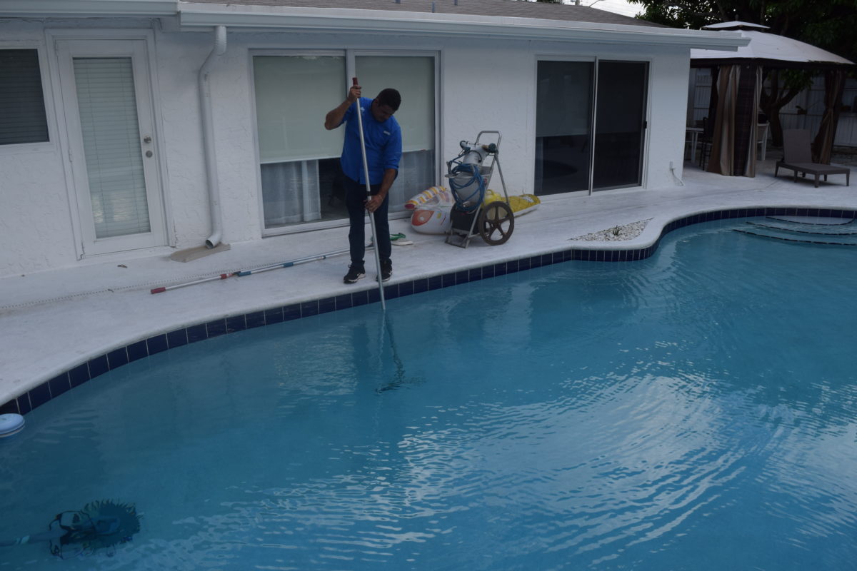 Team In Action Photo Gallery General Pool And Spa, Inc.